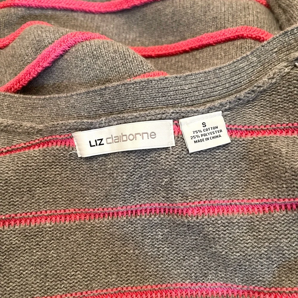 Liz Claiborne measurements 19”